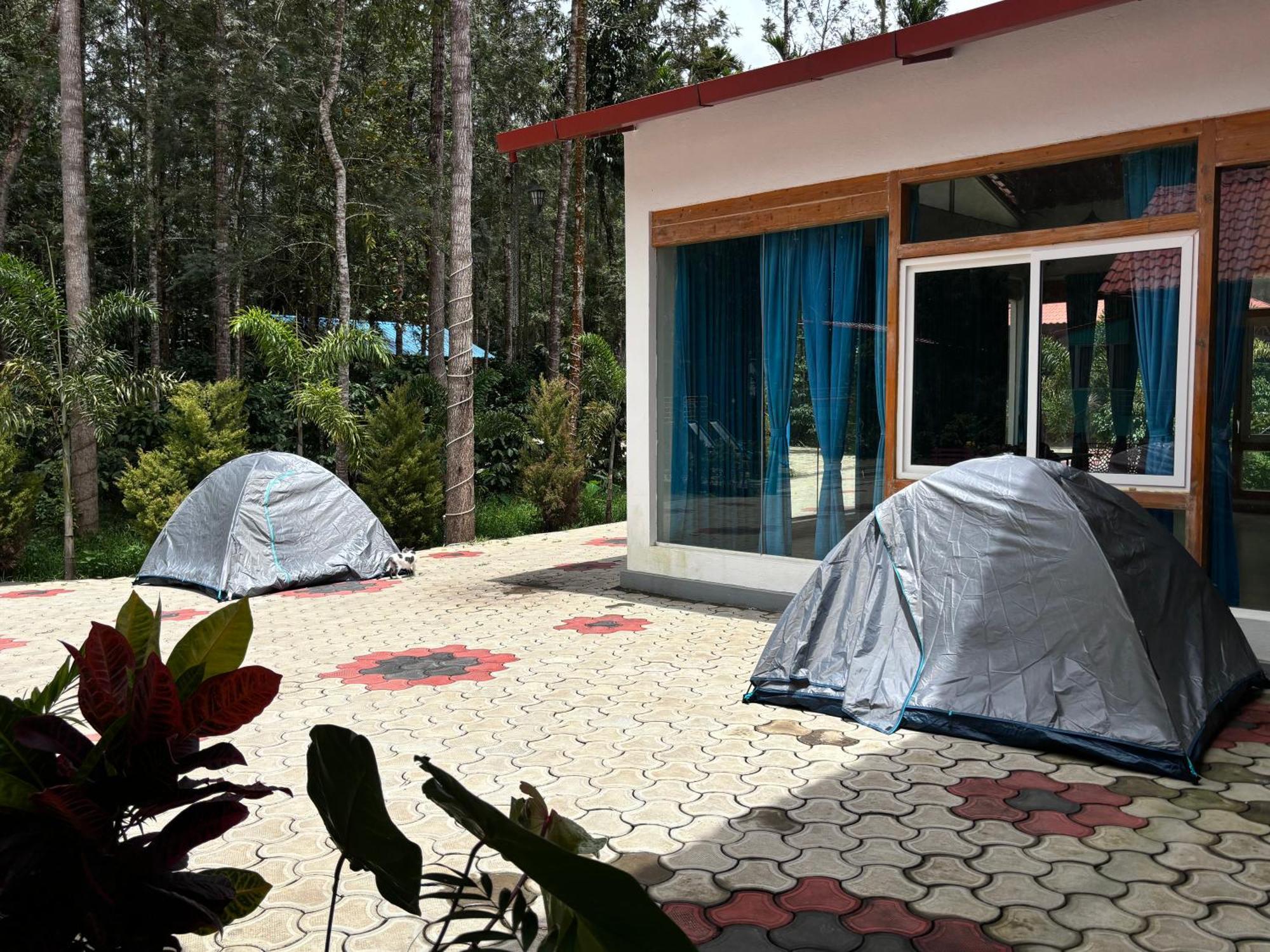 Ecstasy Tent Stay With Swimming Pool & Common Washroom Chikmagalūr Buitenkant foto