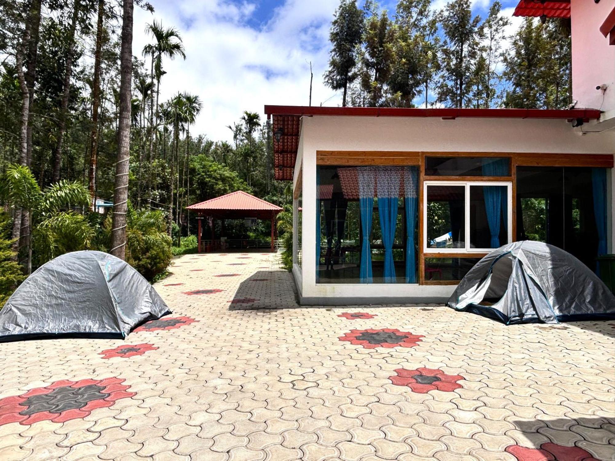 Ecstasy Tent Stay With Swimming Pool & Common Washroom Chikmagalūr Buitenkant foto
