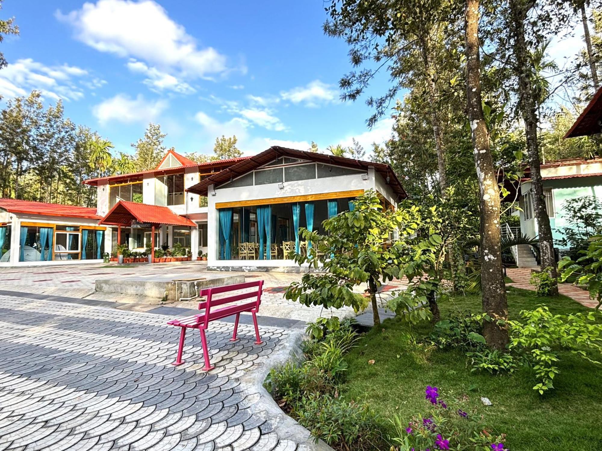 Ecstasy Tent Stay With Swimming Pool & Common Washroom Chikmagalūr Buitenkant foto